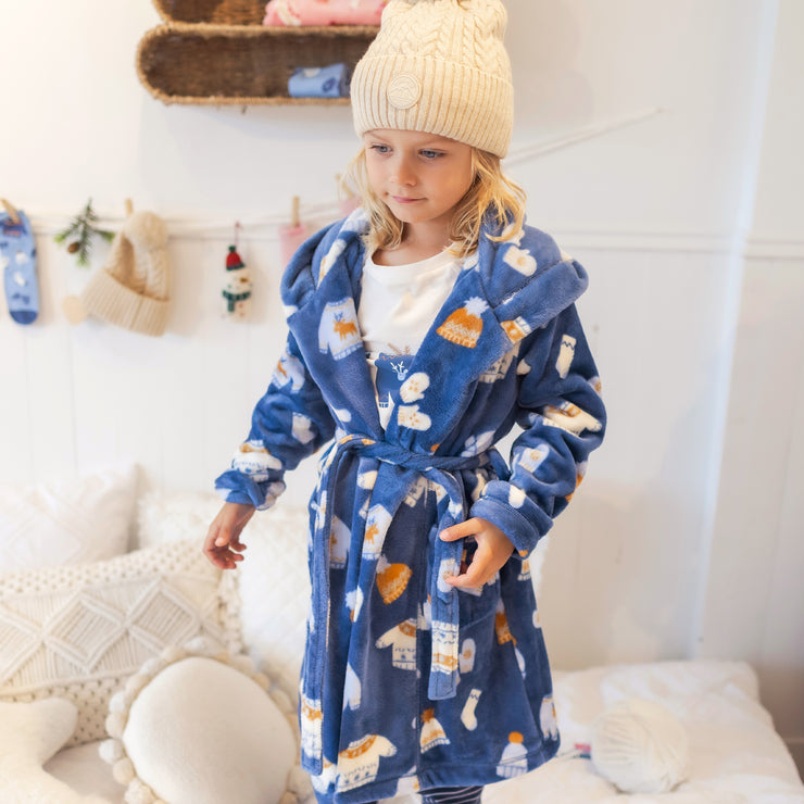 Robe de chambre bleue à motif automnal en peluche, enfant || Blue dressing gown with autumnal all over print in plush, enfant