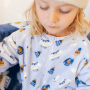 Pyjama une pièce bleu à motifs en douce peluche, enfant || Blue one-piece pajamas with all over print in soft plush, child