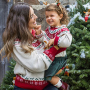 Chandail en tricot crème et rouge à motifs des fêtes, adulte || Cream and red knit sweater with holiday all over print, adult