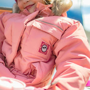 Habit de neige deux pièces rose à motifs, enfant || Two-piece pink snowsuit with an all over print, child