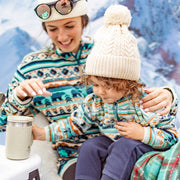 Tuque de maille crème avec pompon, bébé || Cream knitted toque with a pompom, baby