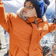 Habit de neige deux pièces orange brulé et bleu à motifs, enfant || Two-piece burnt orange and blue snowsuit with all over print, child