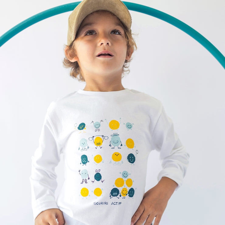 T-shirt blanc à manches longues de coupe régulière, enfant || White long-sleeved t-shirt in a relaxed fit, child