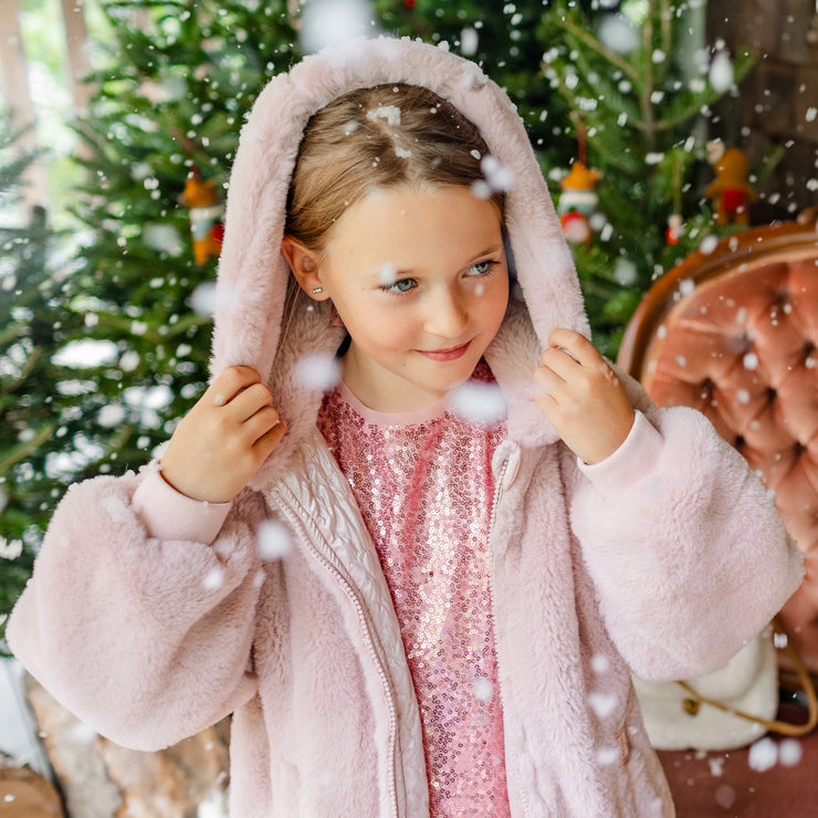 Manteau rose en fausse fourrure réversible, enfant || Reversible faux fur rose coat, enfant