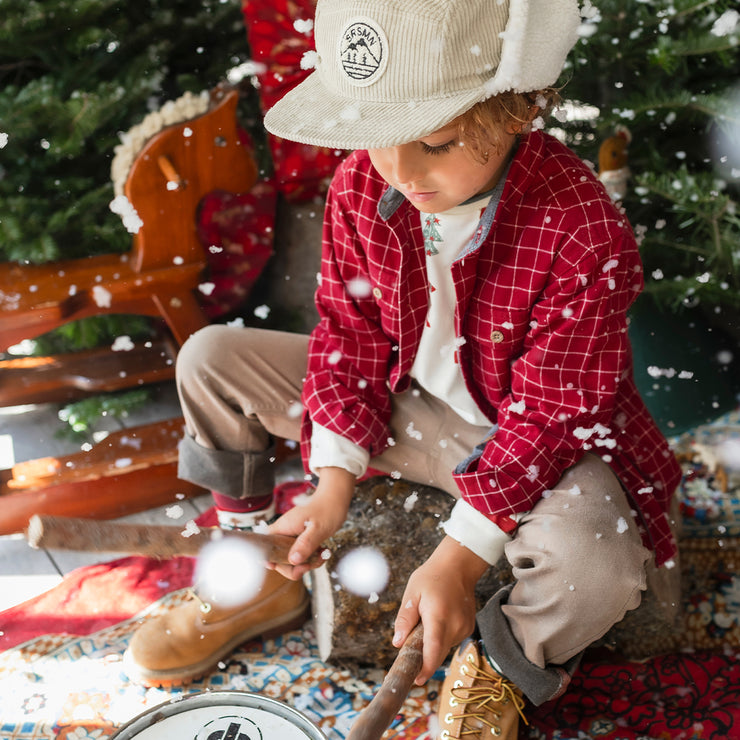 T-shirt crème à motifs des fêtes en jersey, enfant || Cream t-shirt with holiday all over print in jersey, child