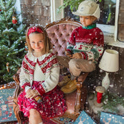 Cardigan de maille crème et rouge à motifs des fêtes, enfant || Cream and red knit cardigan with holiday all over print, child