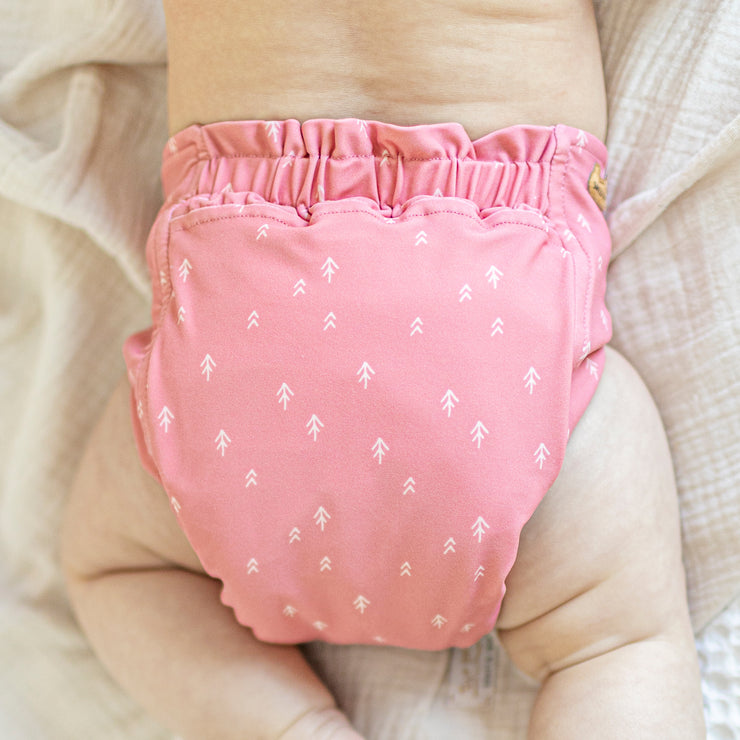 Ultra-thin pink reusable diaper with arrow all over print, baby