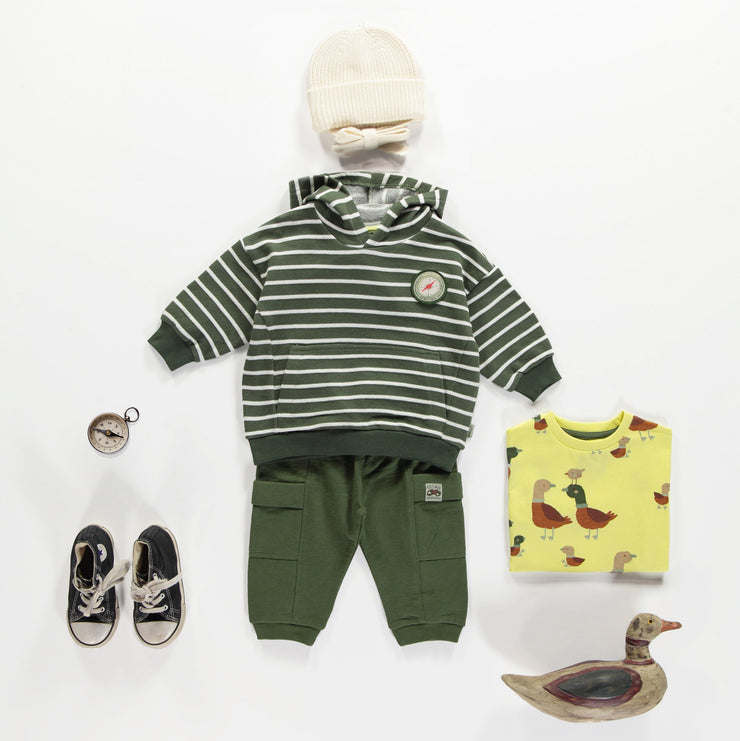 Pantalon coupe décontractée vert avec poches cargo en coton français, bébé || Relaxed fit green pants with cargo pockets in French terry, baby