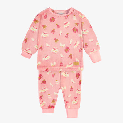 Pyjama deux pièces rose à motif automnal en peluche, bébé || Pink two piece pajamas with autumnal all over print in plush, baby