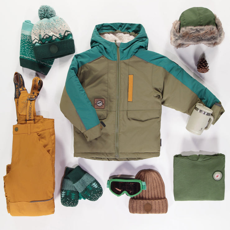 Habit de neige deux pièces vert et jaune avec bloc de couleur turquoise, enfant || Two-piece yellow and green snowsuit with turquoise color block, child