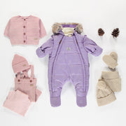 Habit de neige une-pièce mauve pâle à motifs, naissance || One-piece light purple snowsuit with print, newborn