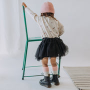 Jupe noire en tulle de polyester, bébé || Black skirt in tulle of polyester, baby